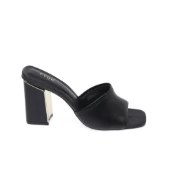 Casually Stylish Mule BCM 165