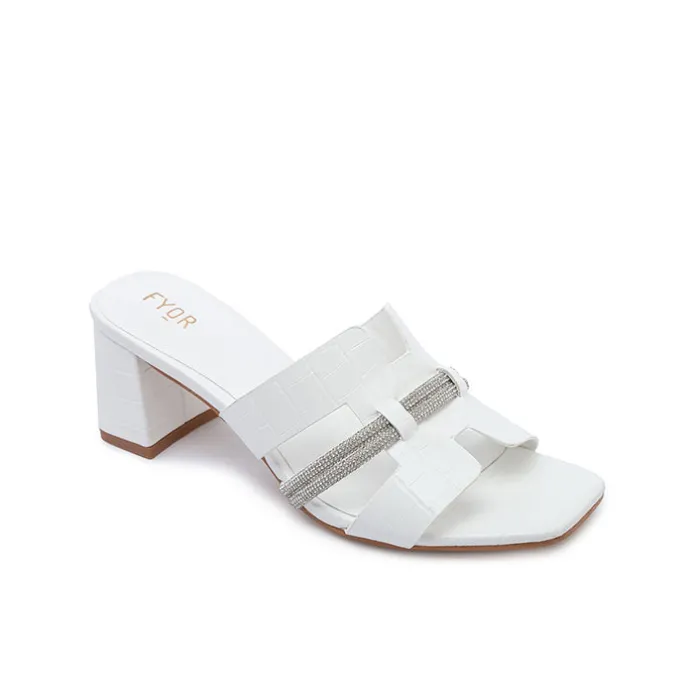 Chic Embellished Mule HL 232