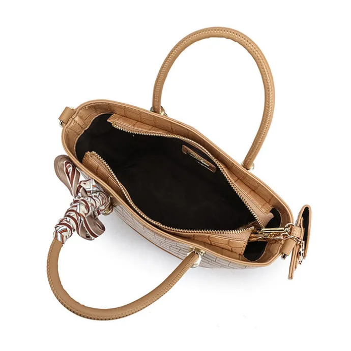 Chic Everyday Tote Bag BD 132