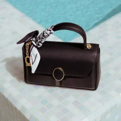 Classic versatile Handbag BD 100