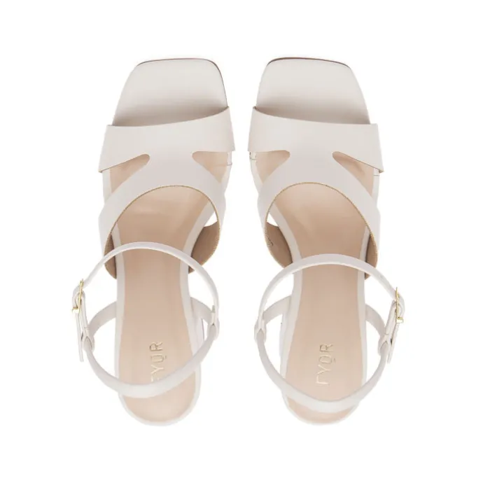 Contemporary Box Heel BCM 171