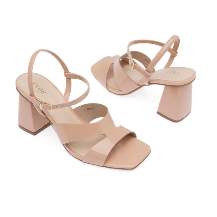 Contemporary Box Heel BCM 171