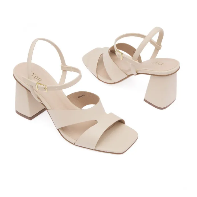 Contemporary Box Heel BCM 171