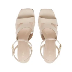 Contemporary Box Heel BCM 171