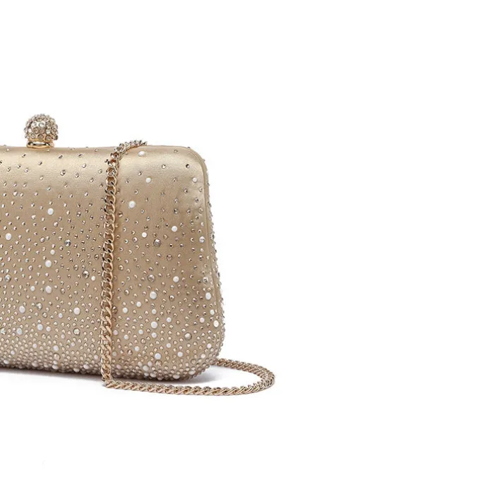Crystal Elegance Clutch AD 144