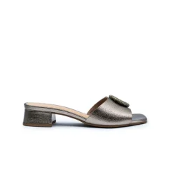 Dazzling Metallic Mule BCM 162