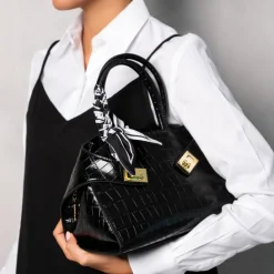 Effortlessly Chic Bag BD 140