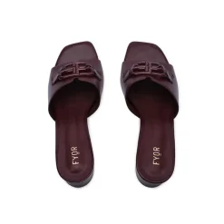 Elegant Brooch Mule HL 230