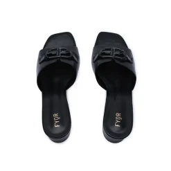 Elegant Brooch Mule HL 230