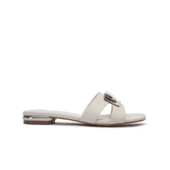 Gold Brooch Flat HL 222