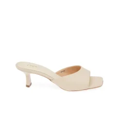 Modern Minimalist Mule BDV 109