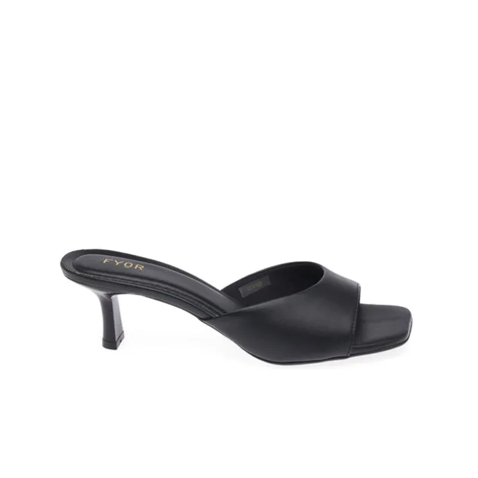 Modern Minimalist Mule BDV 109