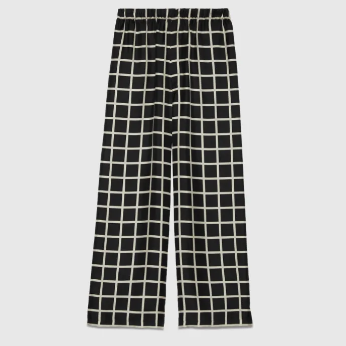 Premium Volvo Checks Style 3 Pockets Lace Finished Co-Ord Set J5894