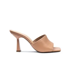 Stay on trend Mule BCM 156