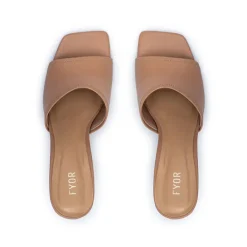 Stay on trend Mule BCM 156