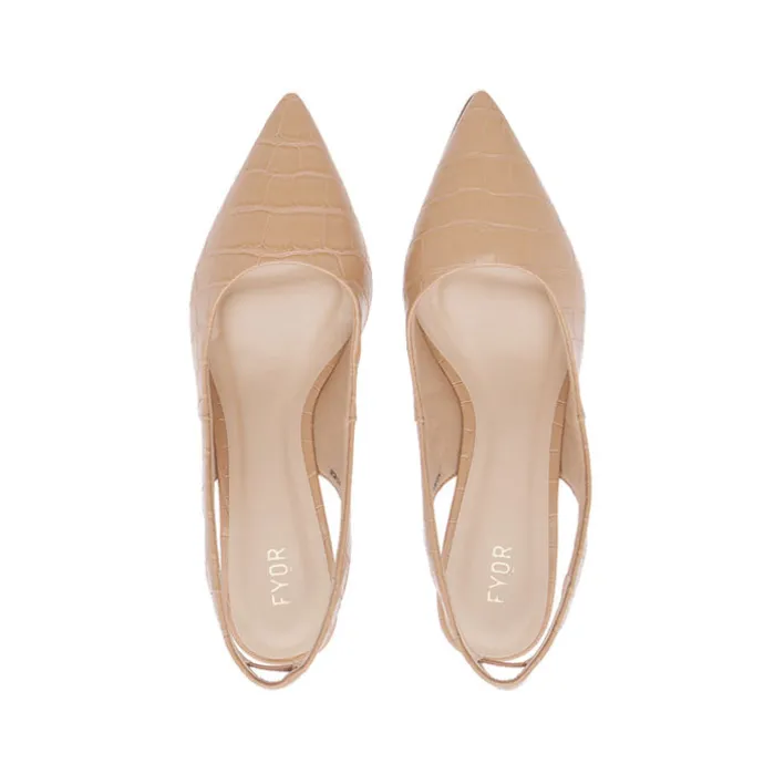 Stylish Court Shoe BCM 074