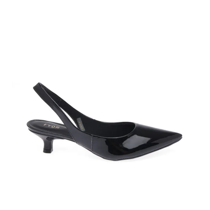 Stylish Court Shoe BCM 074