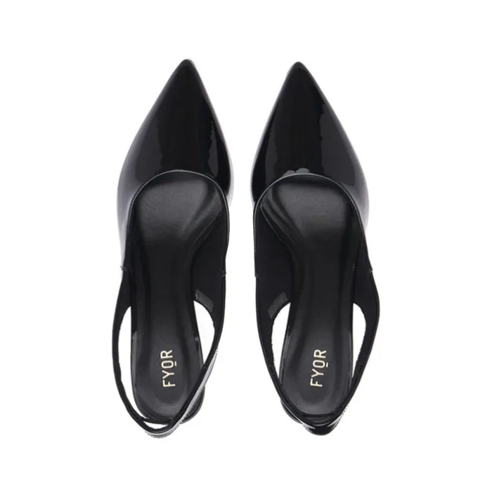 Stylish Court Shoe BCM 074
