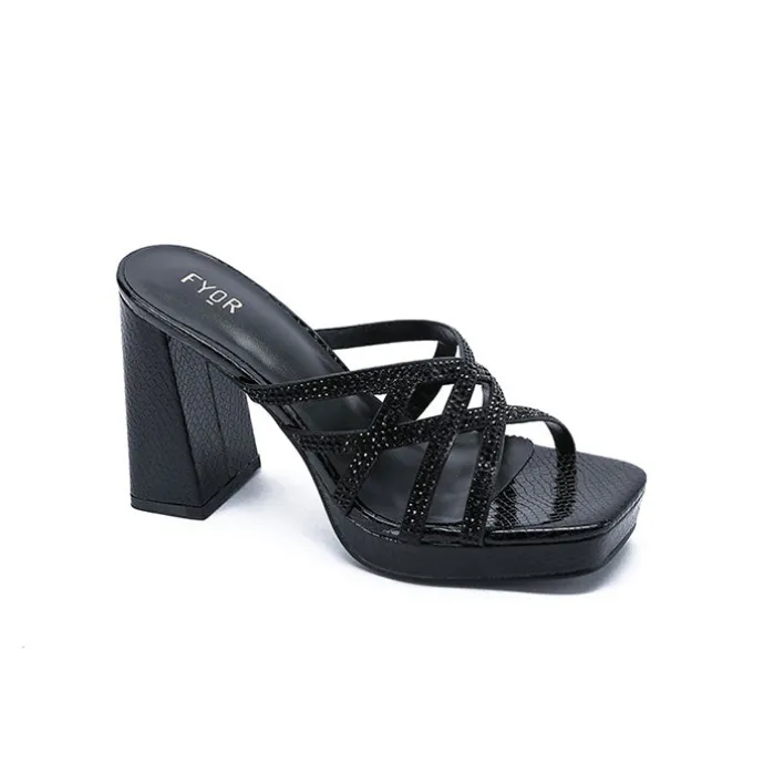 Subtle yet Stylish Mule BB-63