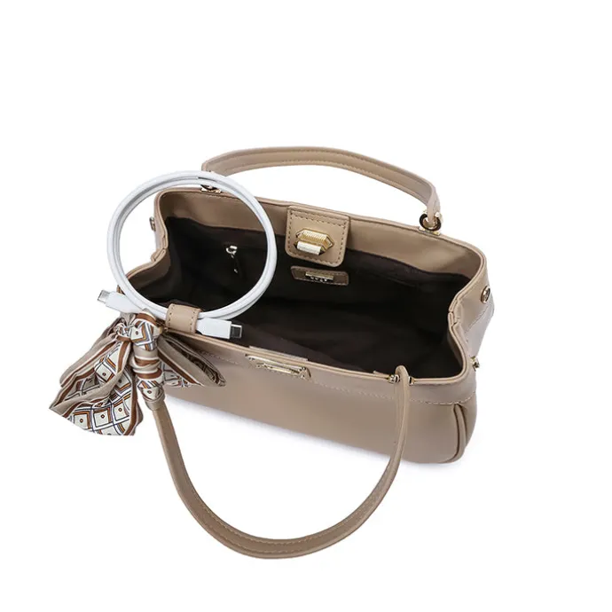 Trendy Twist Shoulder Bag BD 162