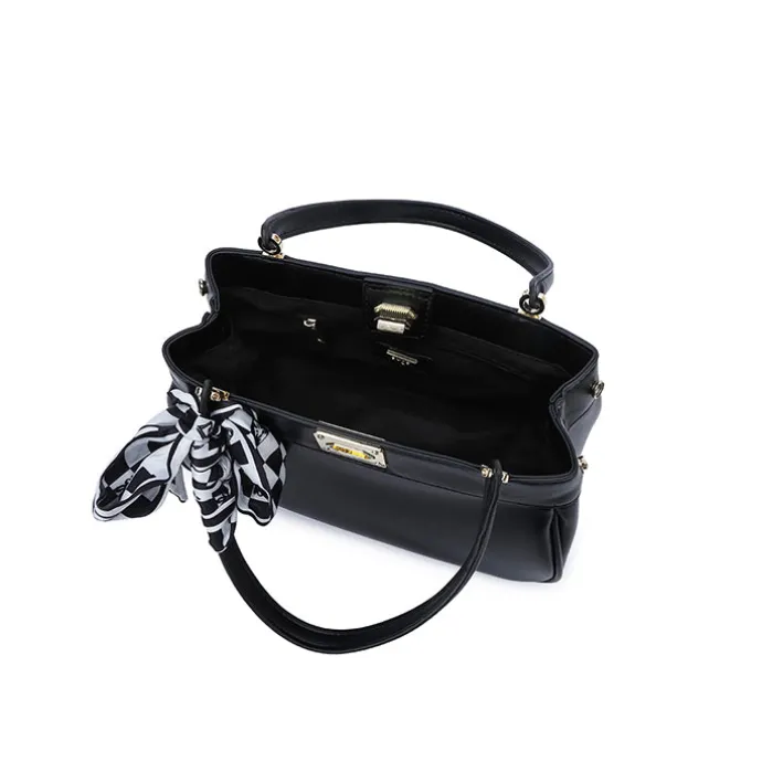 Trendy Twist Shoulder Bag BD 162